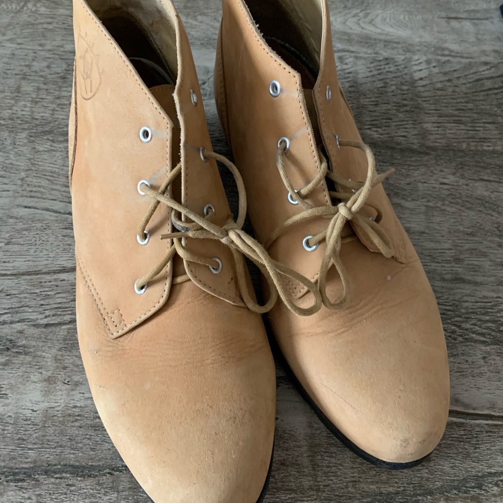 Vintage Ariat boots